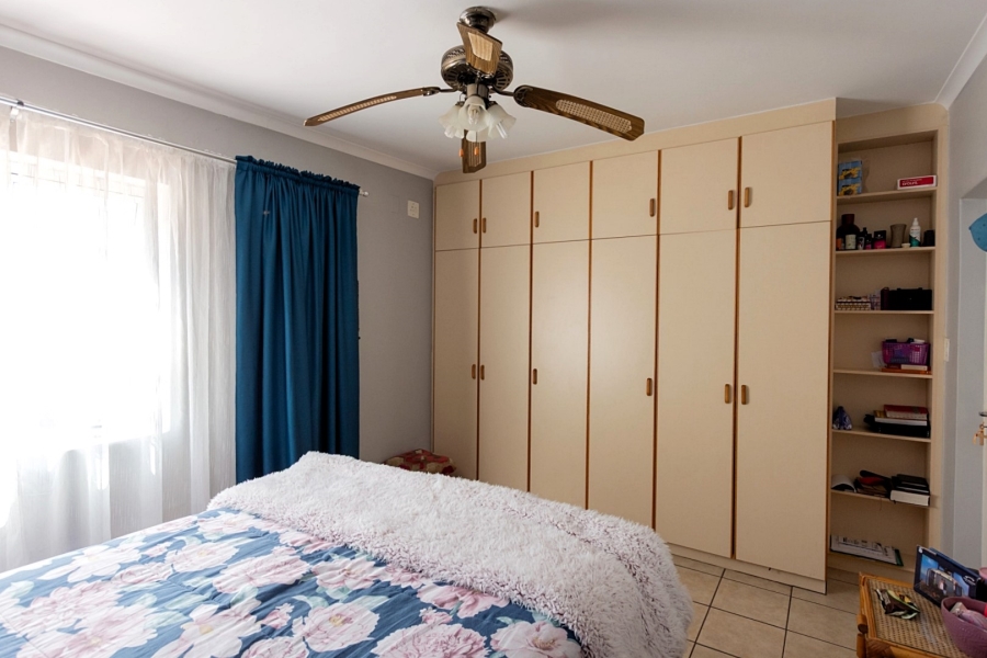 3 Bedroom Property for Sale in Bergzicht Western Cape